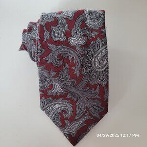 Jos A Bank Signature Collection Silk Tie Silver Maroon Paisley  3 7/8" X 60"